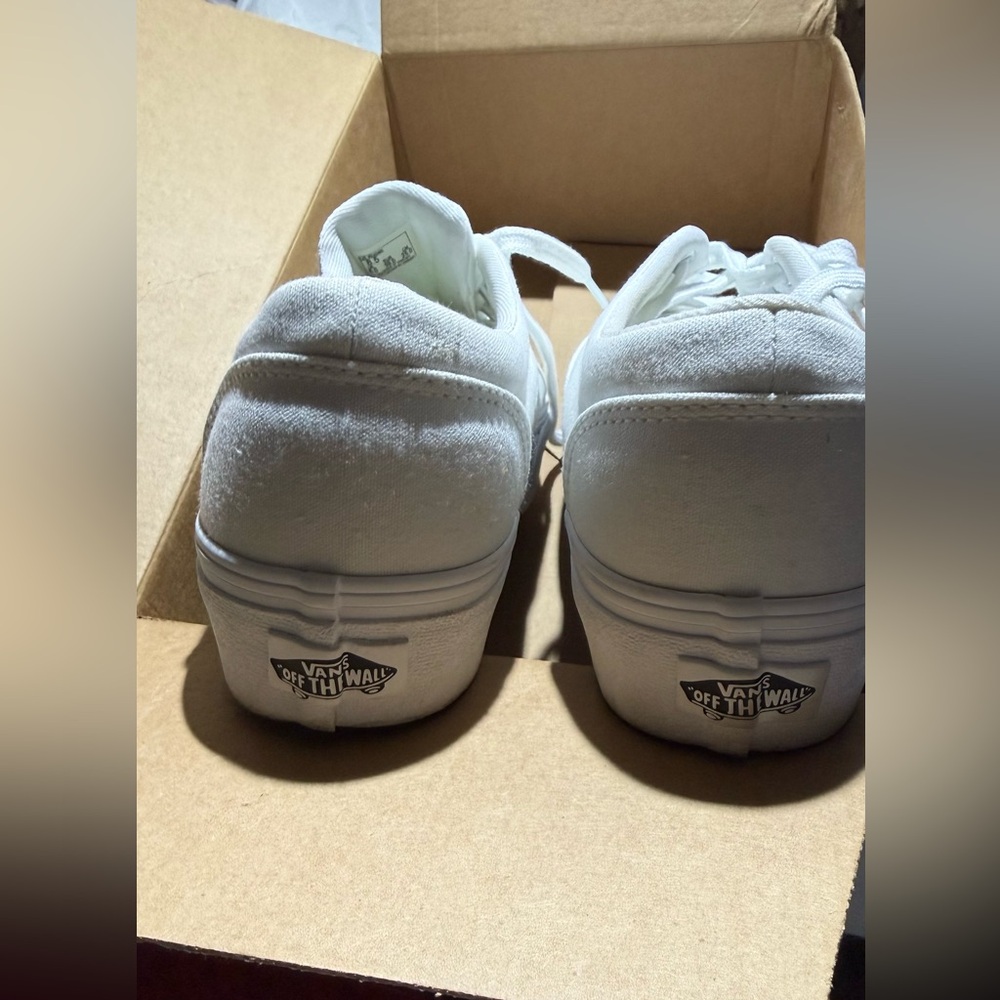🔥Vans Authentic Classic White Lace-Up Sneakers Like New - Picture 6 of 7